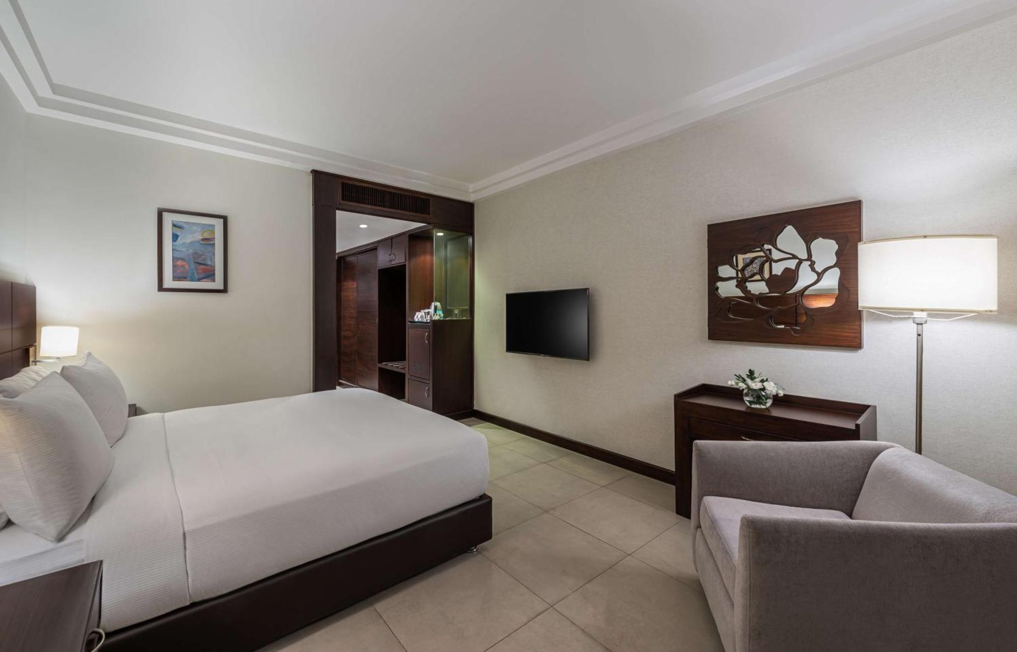 Doubletree By Hilton Hotel Акаба Екстериор снимка Deluxe Room